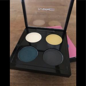 MAC Eyeshadow Pallet x4